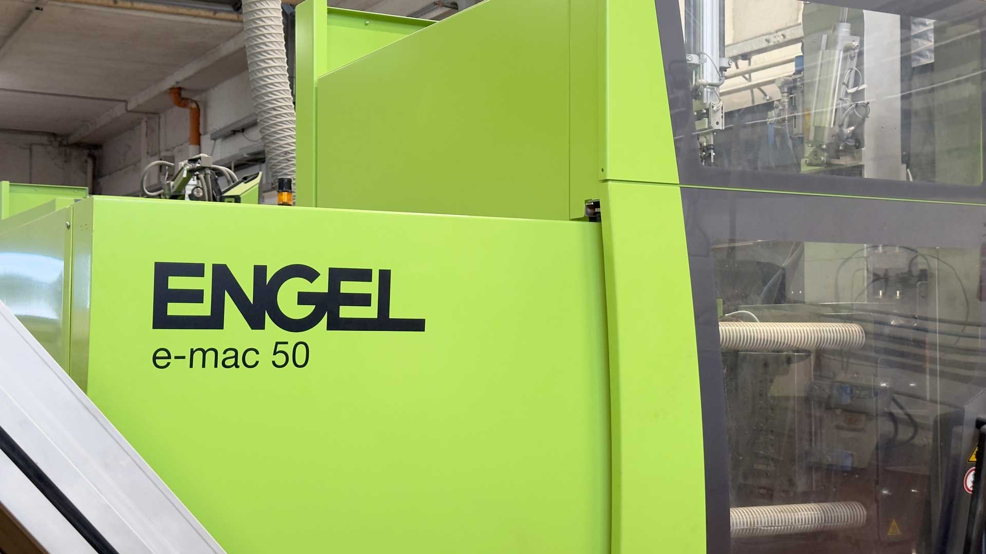 focus-macchinario-engel-mikropla